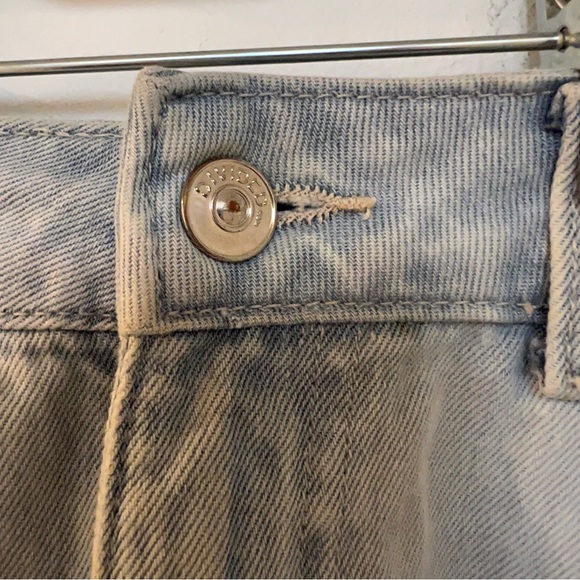 Pale Blue 💙 high waisted denim skirt- Divided - Picture 11 of 13